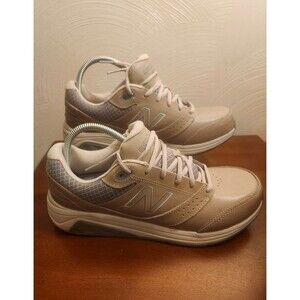 New Balance Women's Size 10.5 Leather 928V3 Health Motion Control Walking Shoes